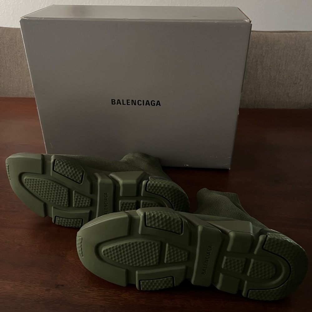 Balenciaga Speed 2.0 LT Knit Sneakers - Picture 8 of 15